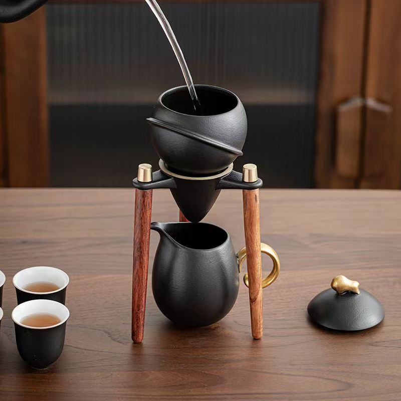 Handmade Black Pottery Semi-automatic Tea Set, Magnetic Lazy Gongfu Tea Maker with 6 Cups